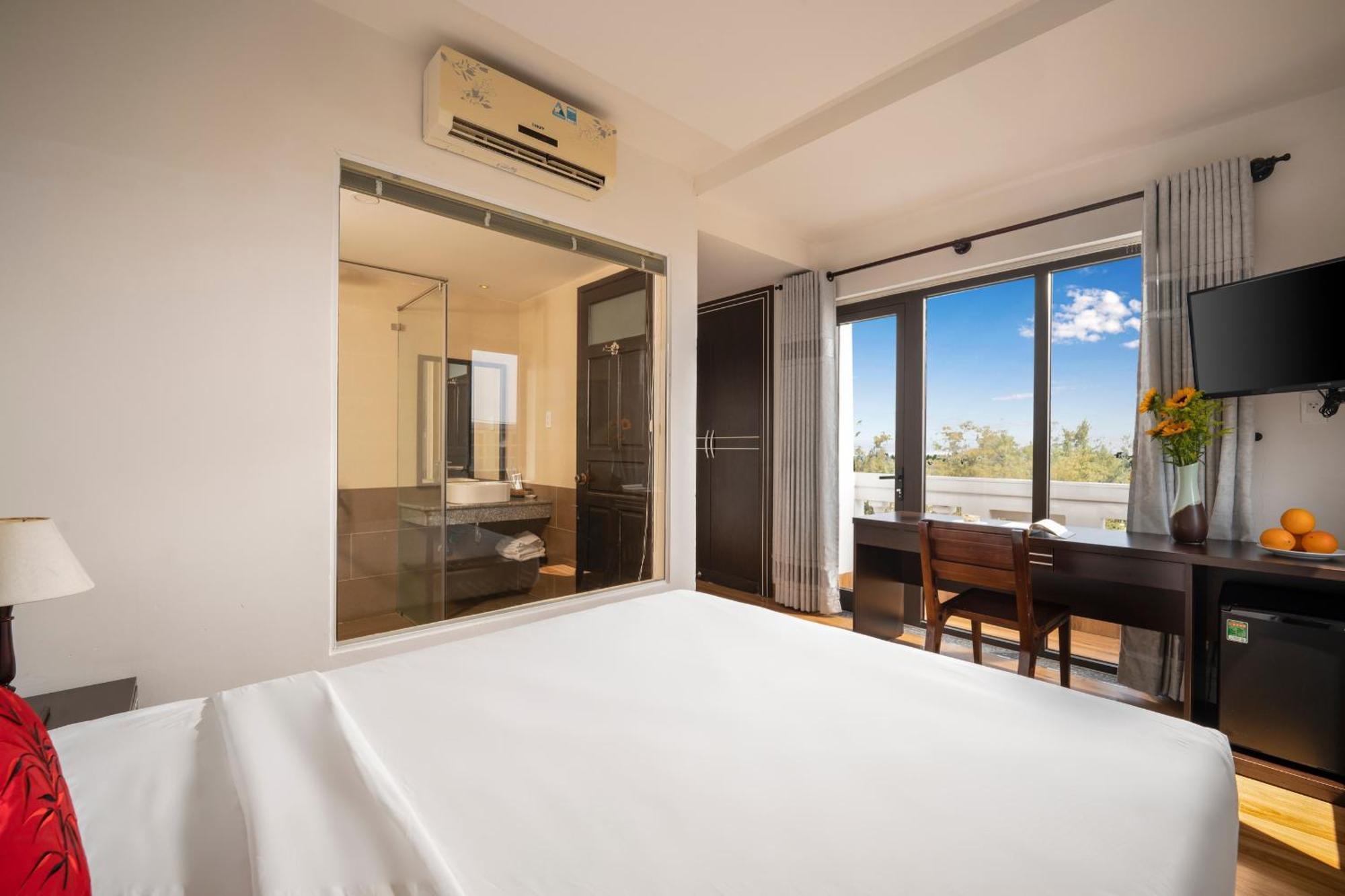 Hoian Beach Hotel Hotel