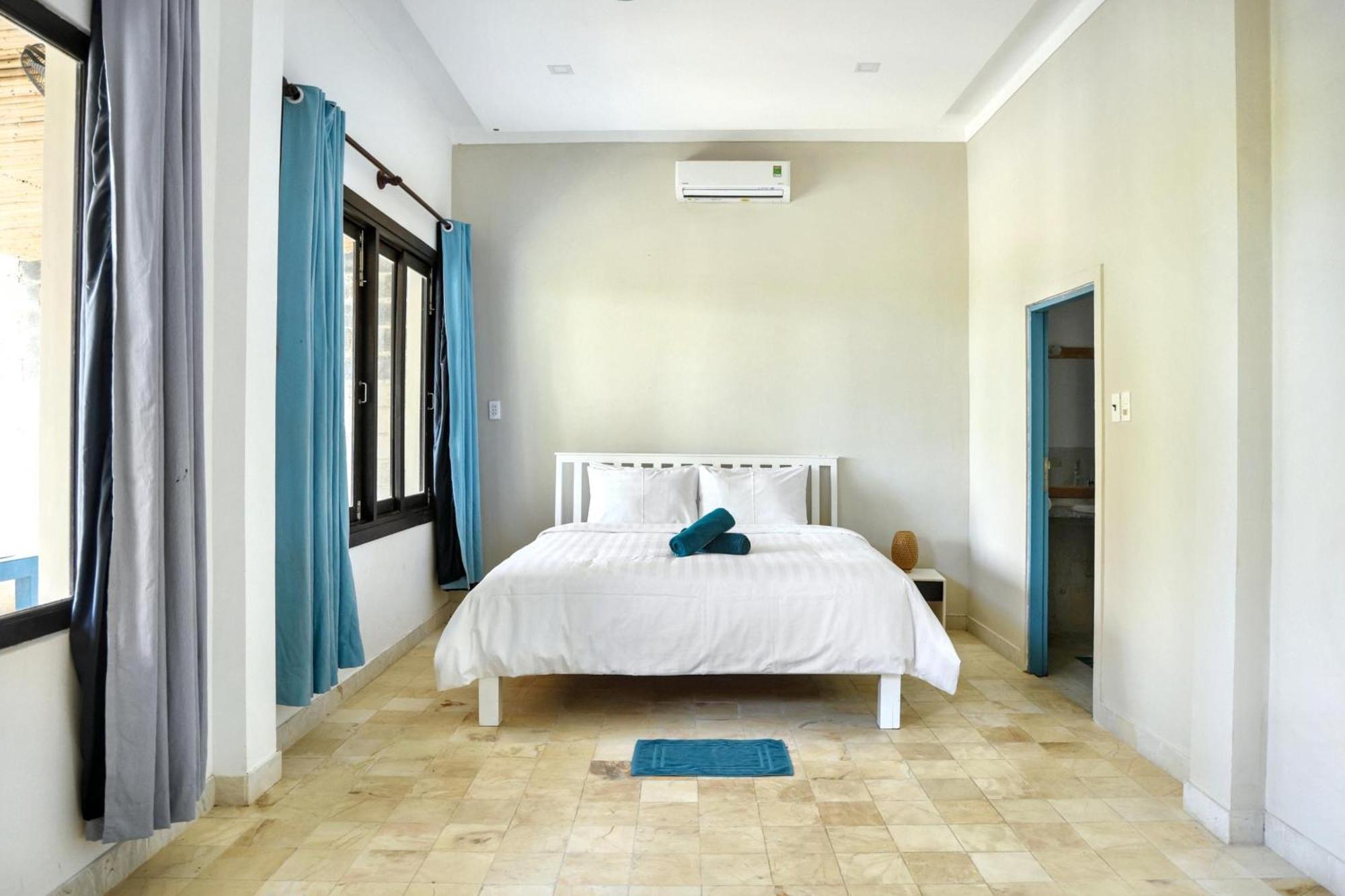 9 Bedroom With Private Pool Villa *