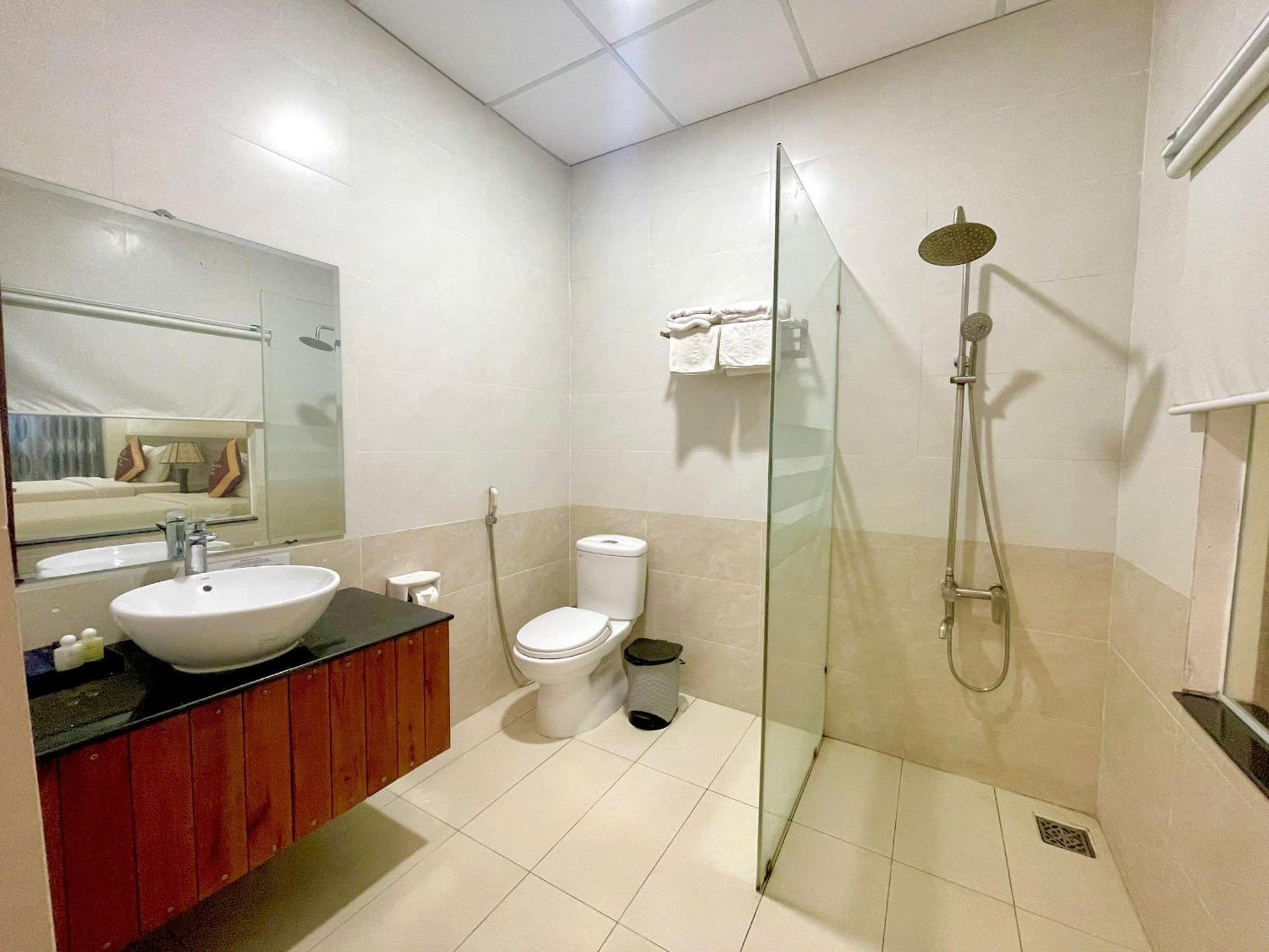Bac Lieu Hotel