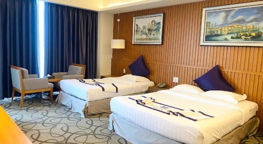 Iris Tho Hotel