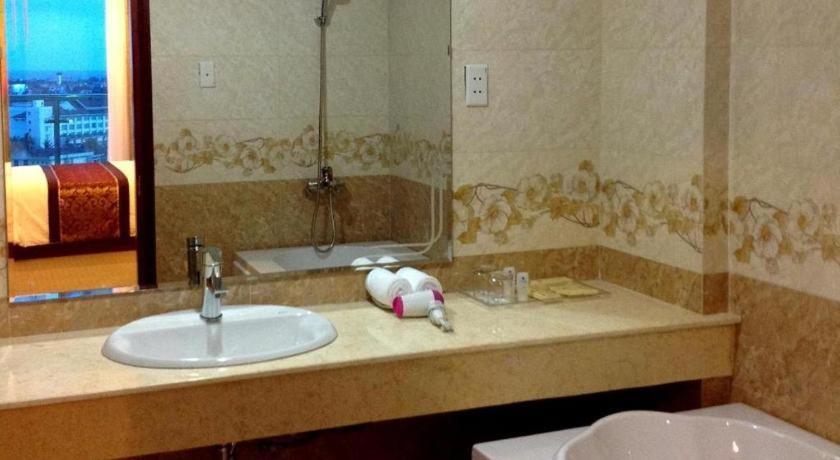 Tan Binh Hotel Dong Hoi