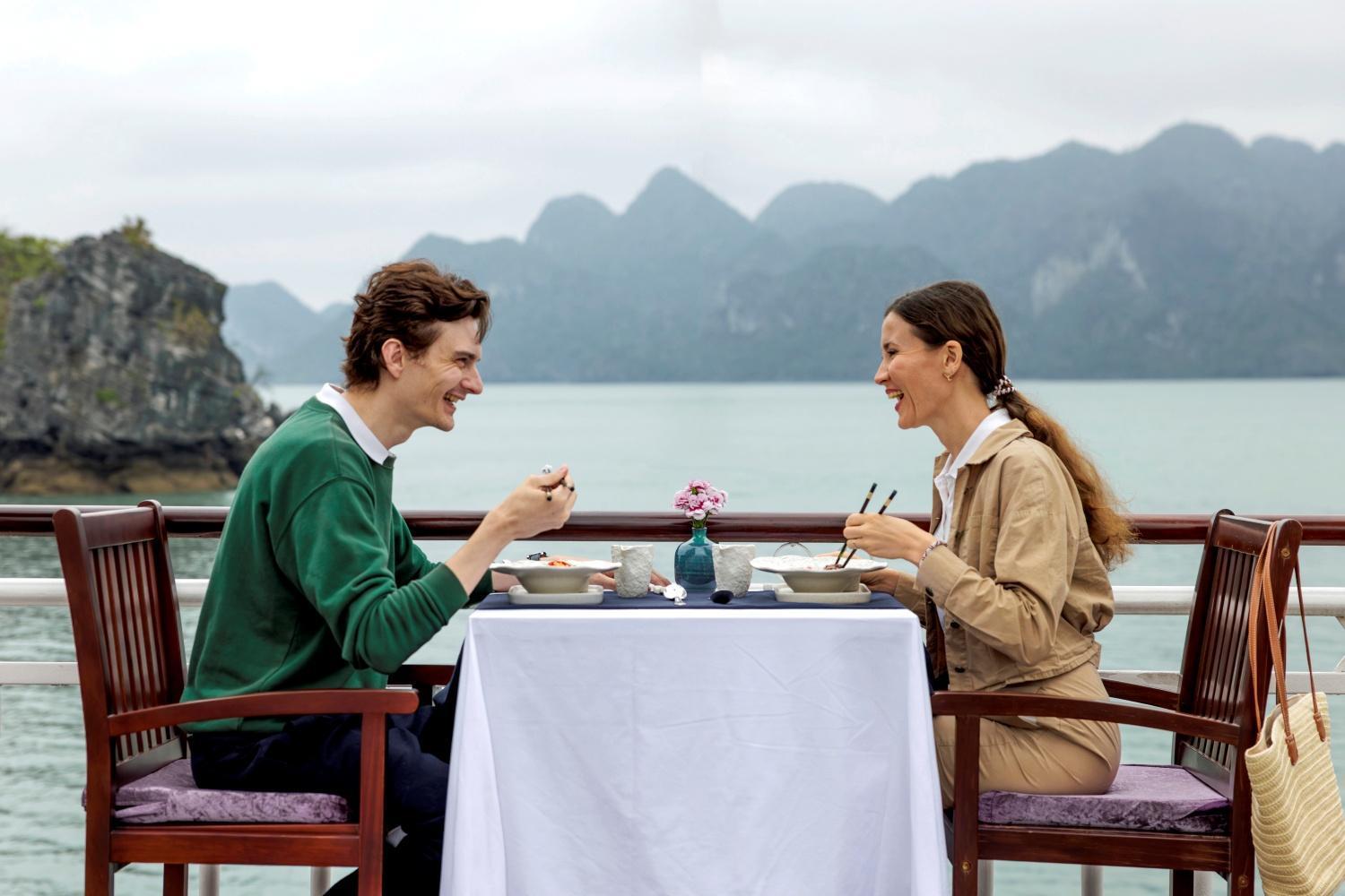 Heritage Line Violet Cruise - Halong Bay & Lan Ha Bay 5* Hạ Long