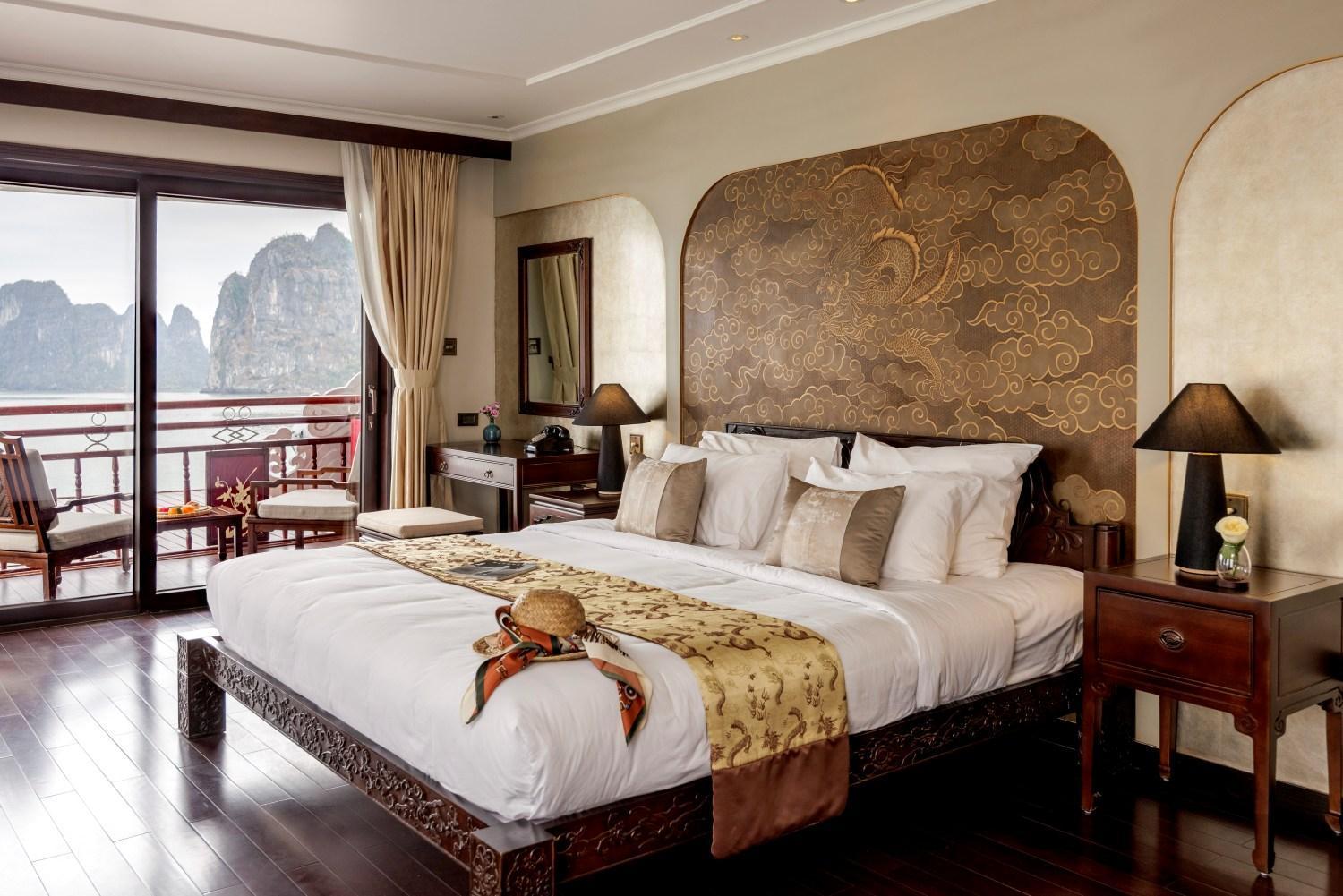 Heritage Line Violet Cruise - Halong Bay & Lan Ha Bay  Hạ Long