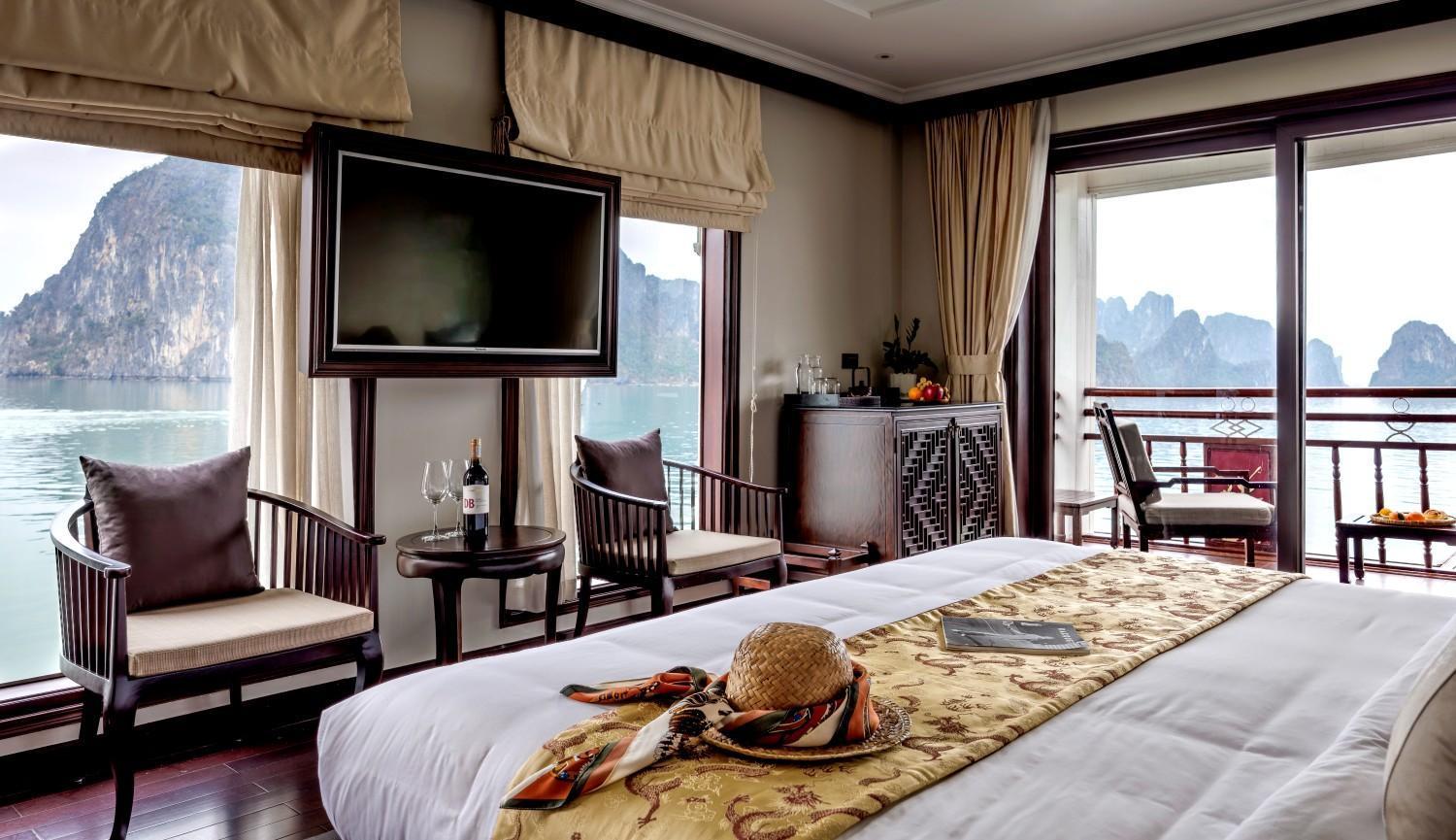 Heritage Line Violet Cruise - Halong Bay & Lan Ha Bay 5*