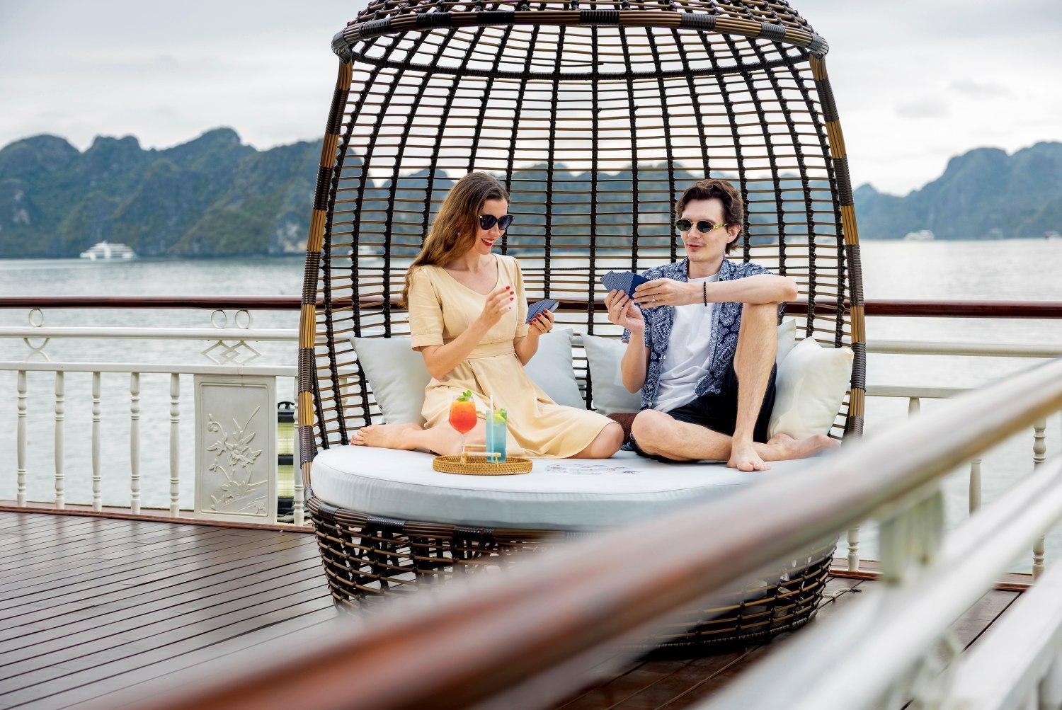 Heritage Line Violet Cruise - Halong Bay & Lan Ha Bay  5*