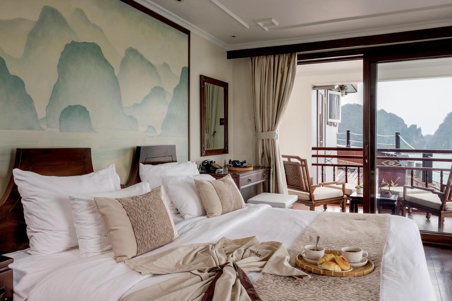  Heritage Line Violet Cruise - Halong Bay & Lan Ha Bay Hạ Long