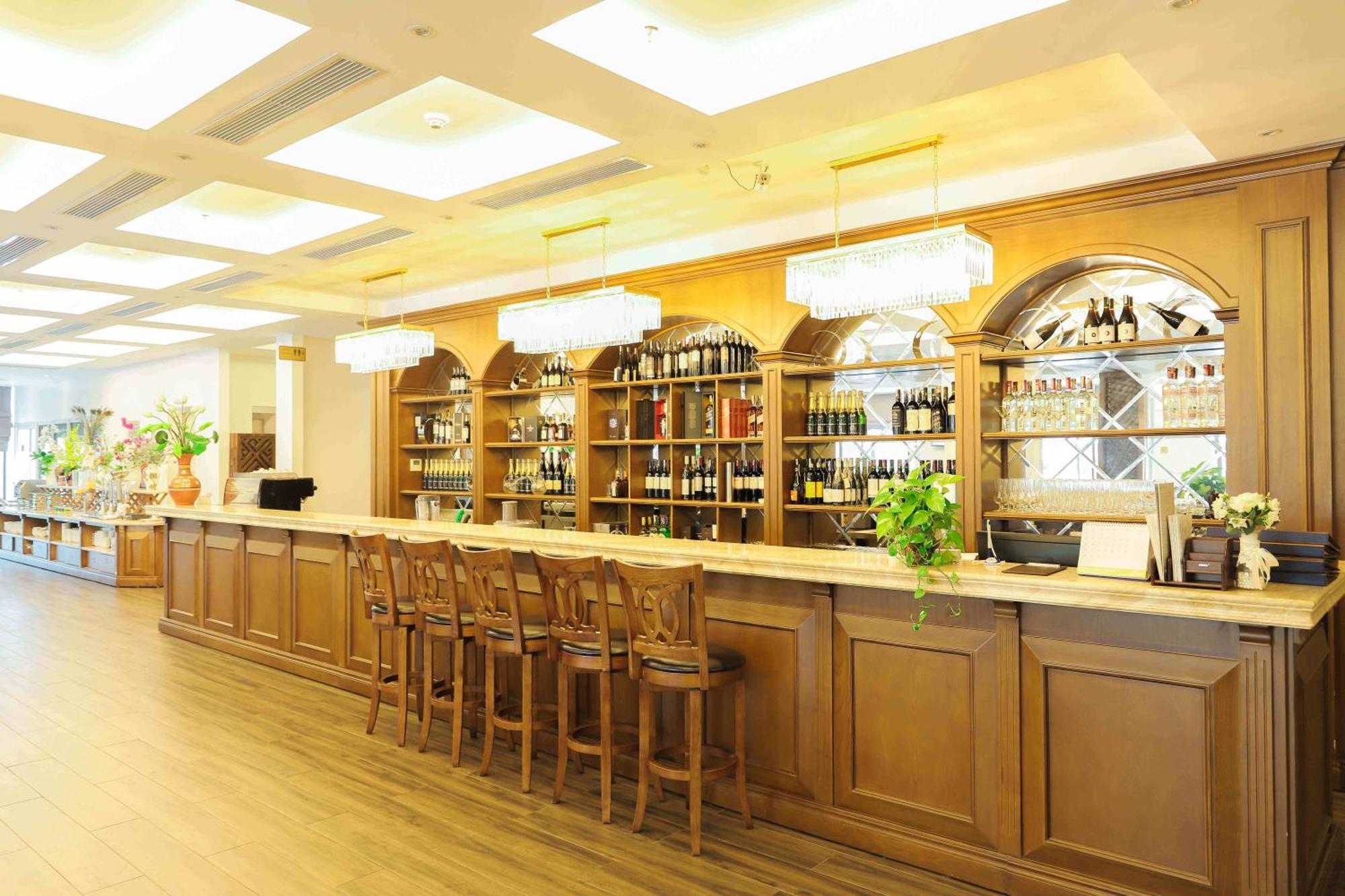 Hotel Westlake & Vinh Phuc 5*