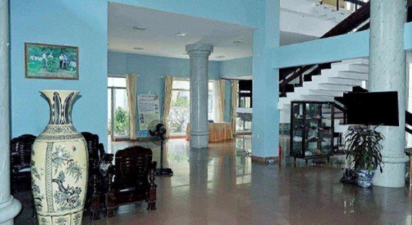 Au Hotel Hai Phong