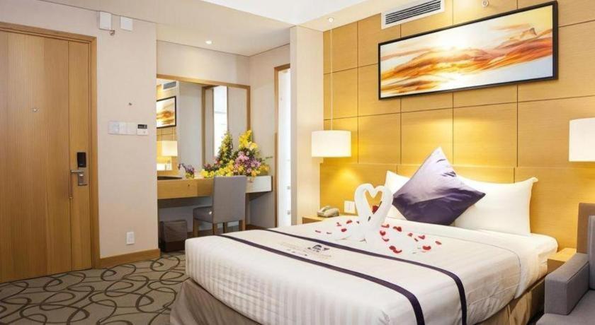 Iris Tho Hotel