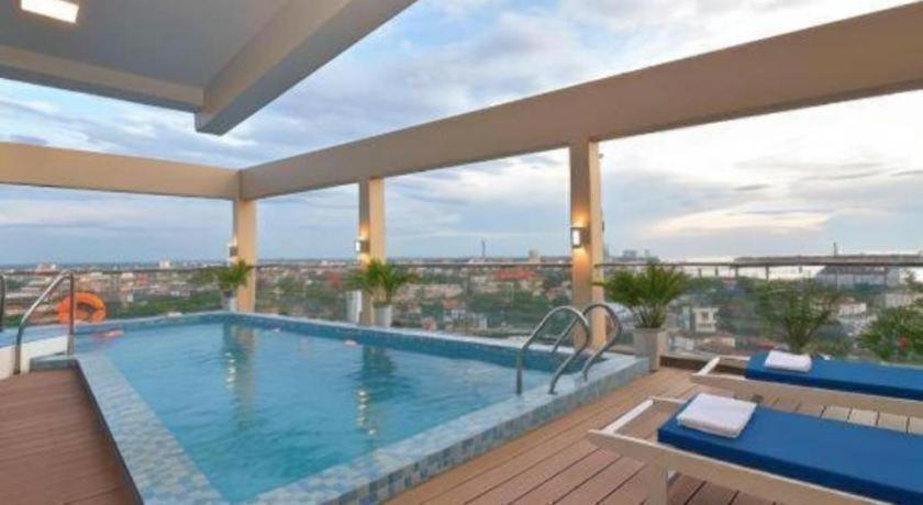 Hotel Tan Binh Dong Hoi