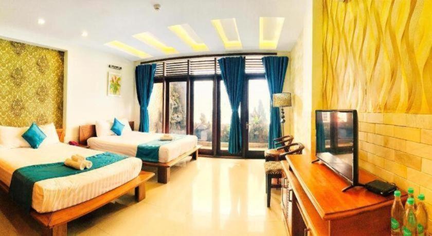 Whale Ocean View Hotel