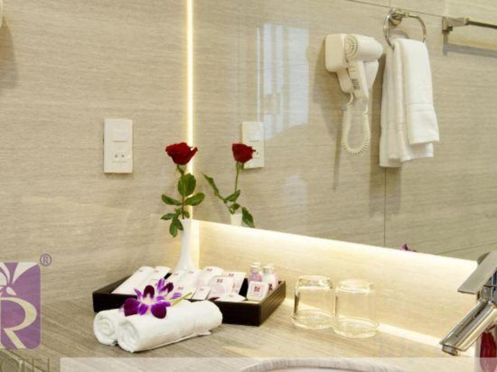 Hotel Iris Tho 4*