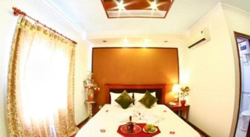 Atrium Hotel 3*