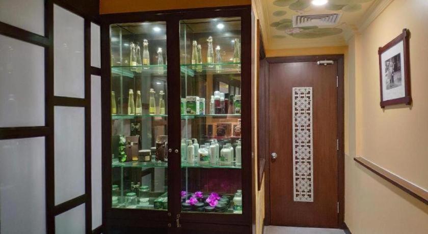 Hotel Church Boutique Hang Trong 4*