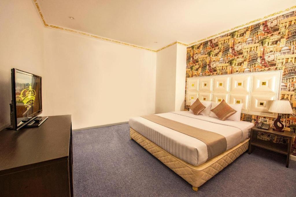 Golden Crown Saigon Ho Chi Minh City