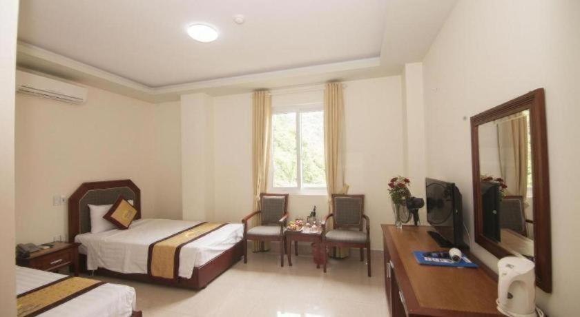 Hotel Long Cat Ba 2*