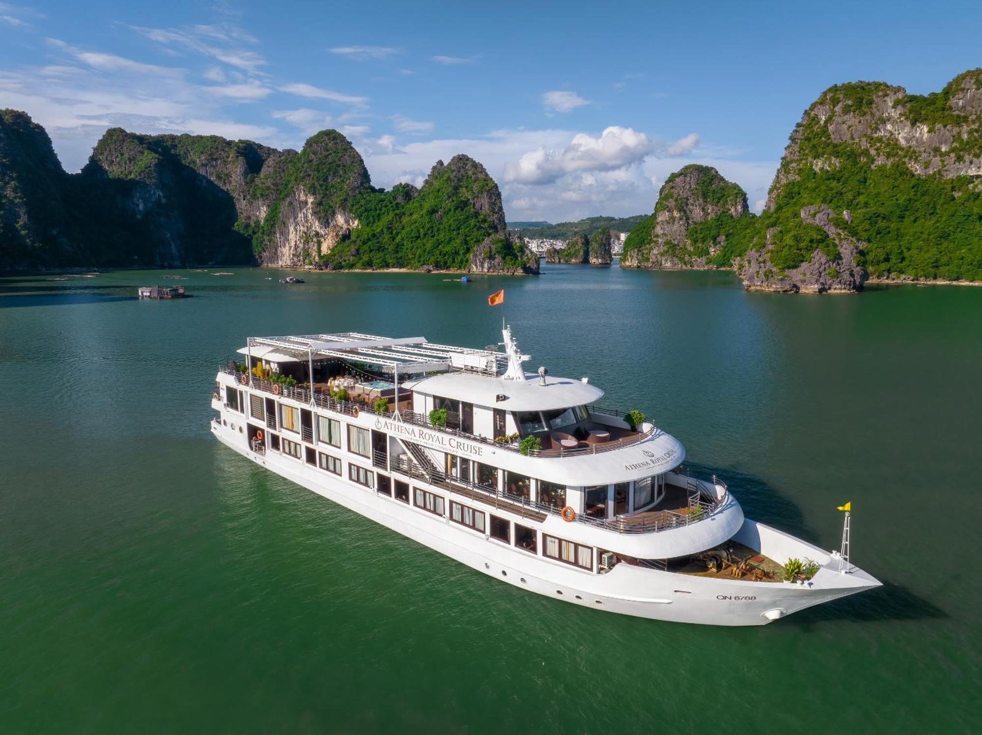Athena Royal Cruise - Luxury In Halong Bay 