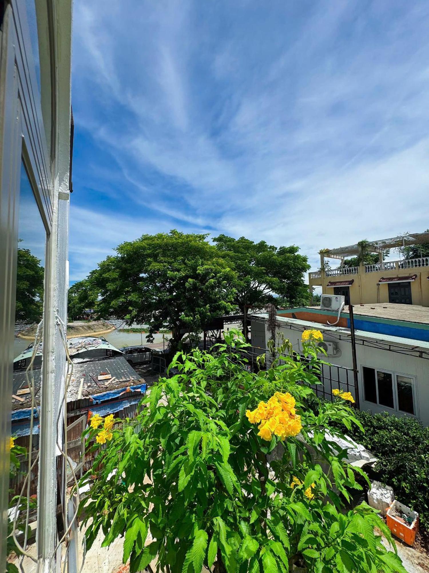 Anriva * Hoi An