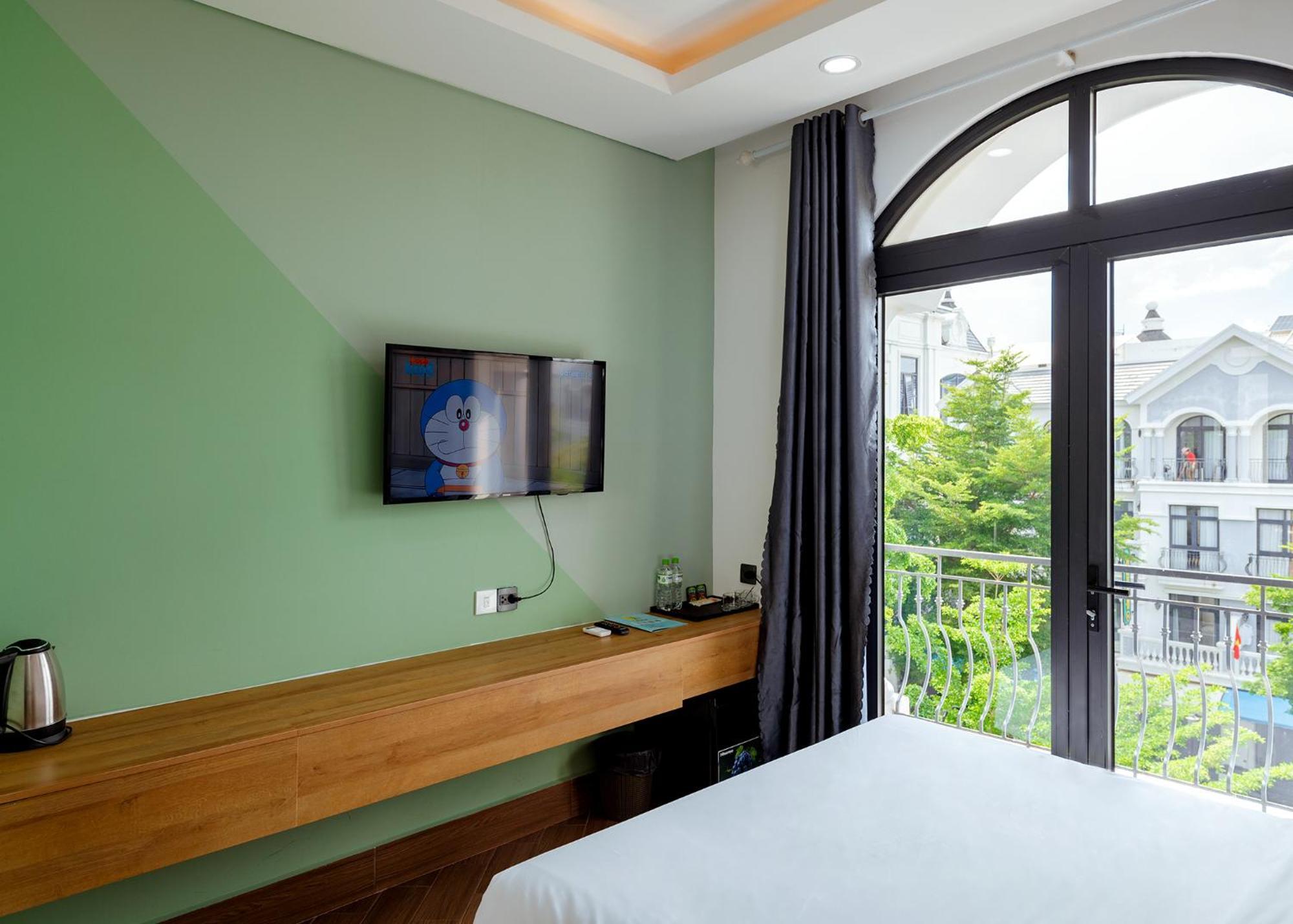 Lalisa Grand World Hotel *