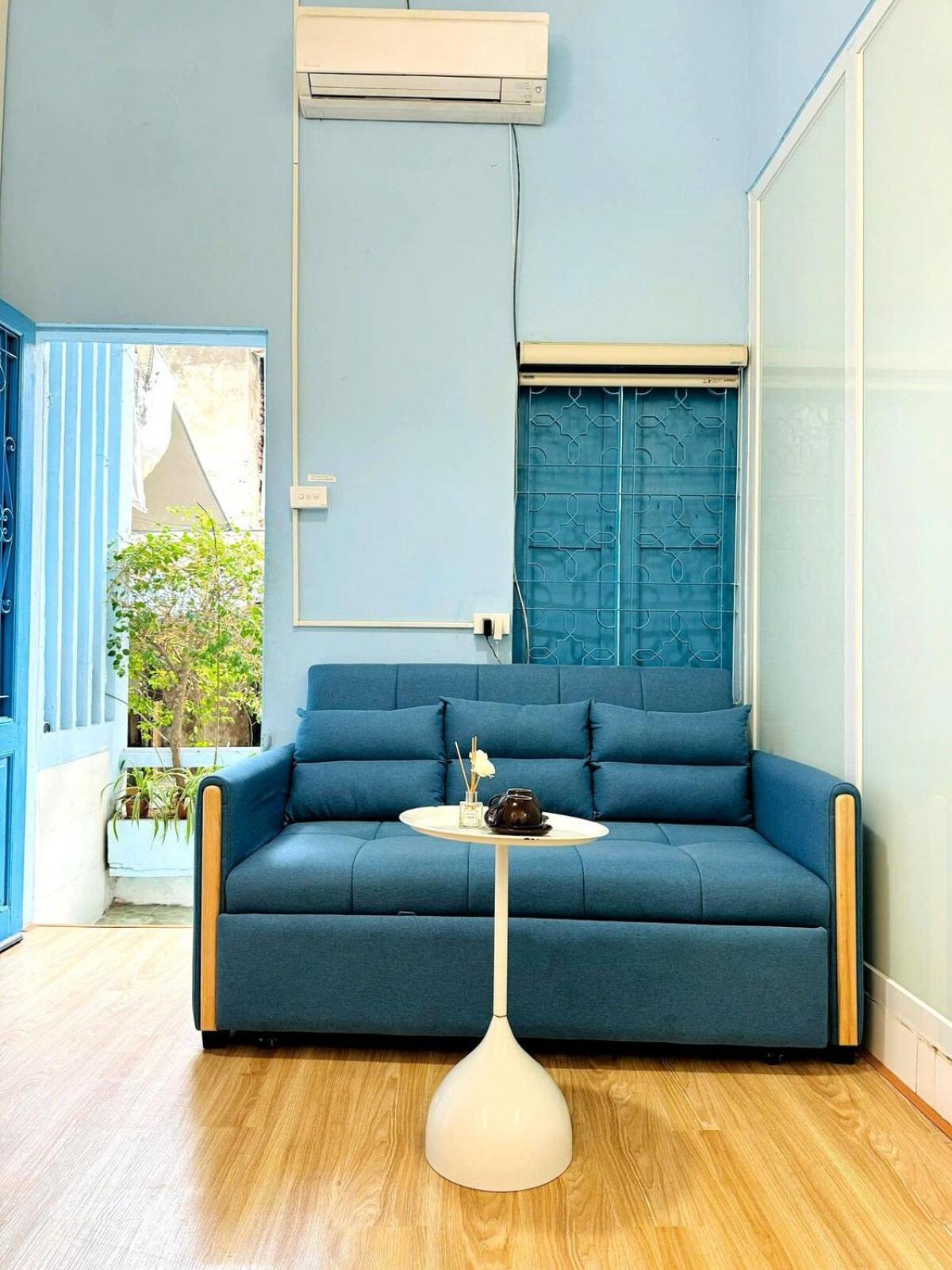 Heart Of Hoan Kiem-rare 5br Private House Unique Design Travel Hub 13pax Hanoi