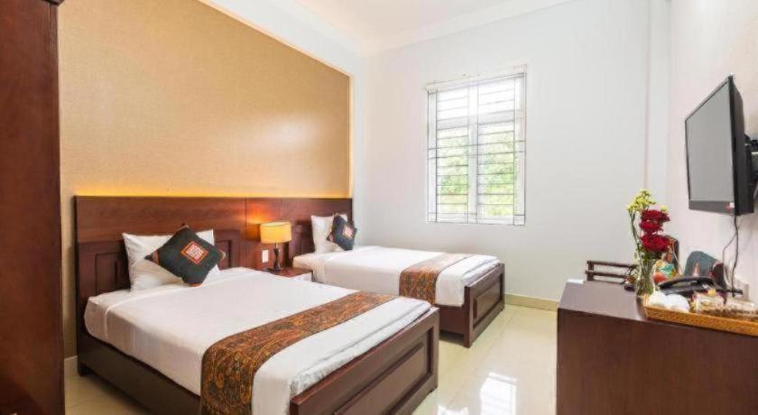 Hotel Navy