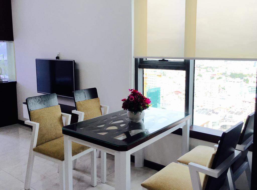 Maika Condotel *