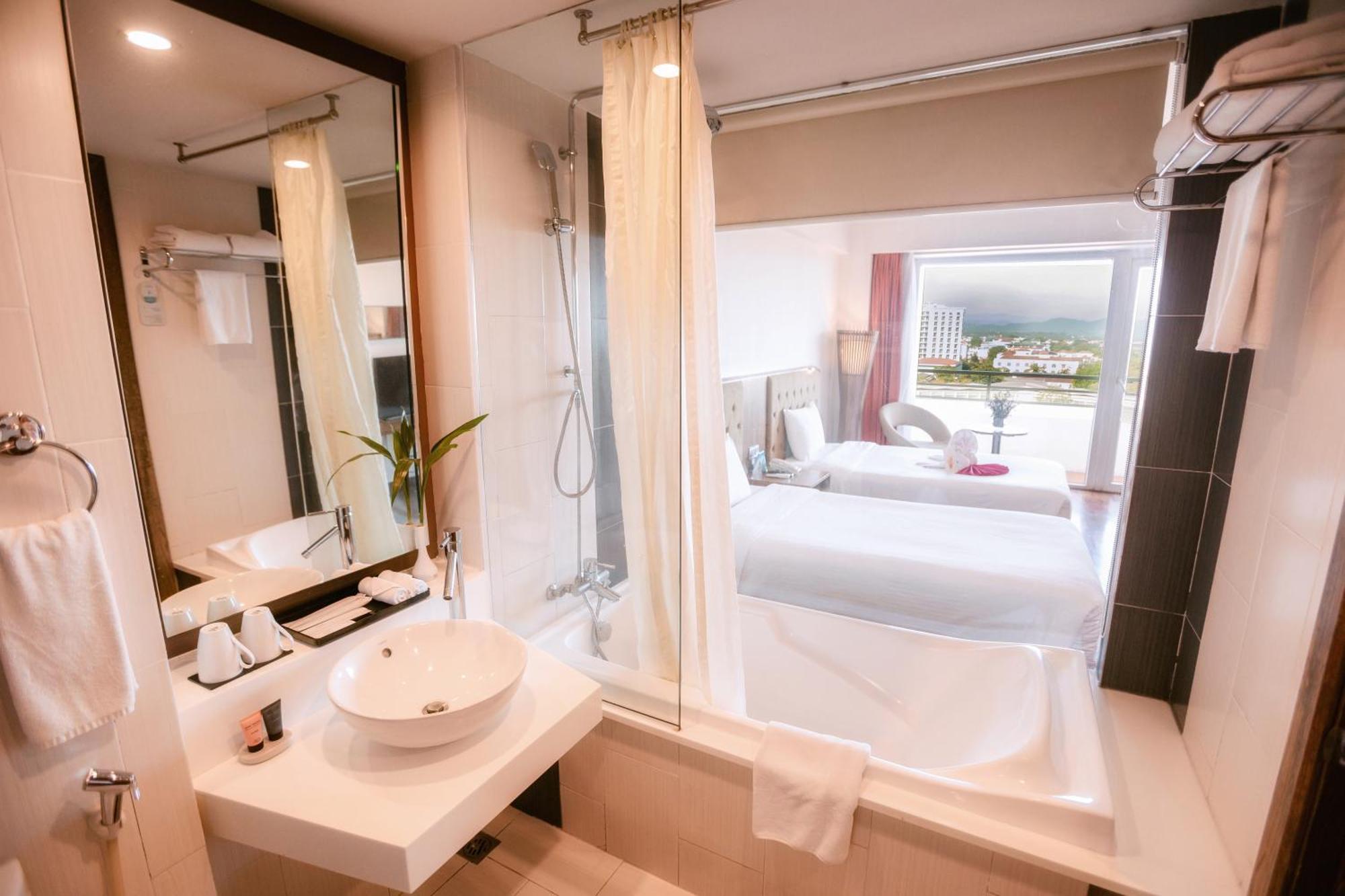 Muong Thanh Hotel 4*