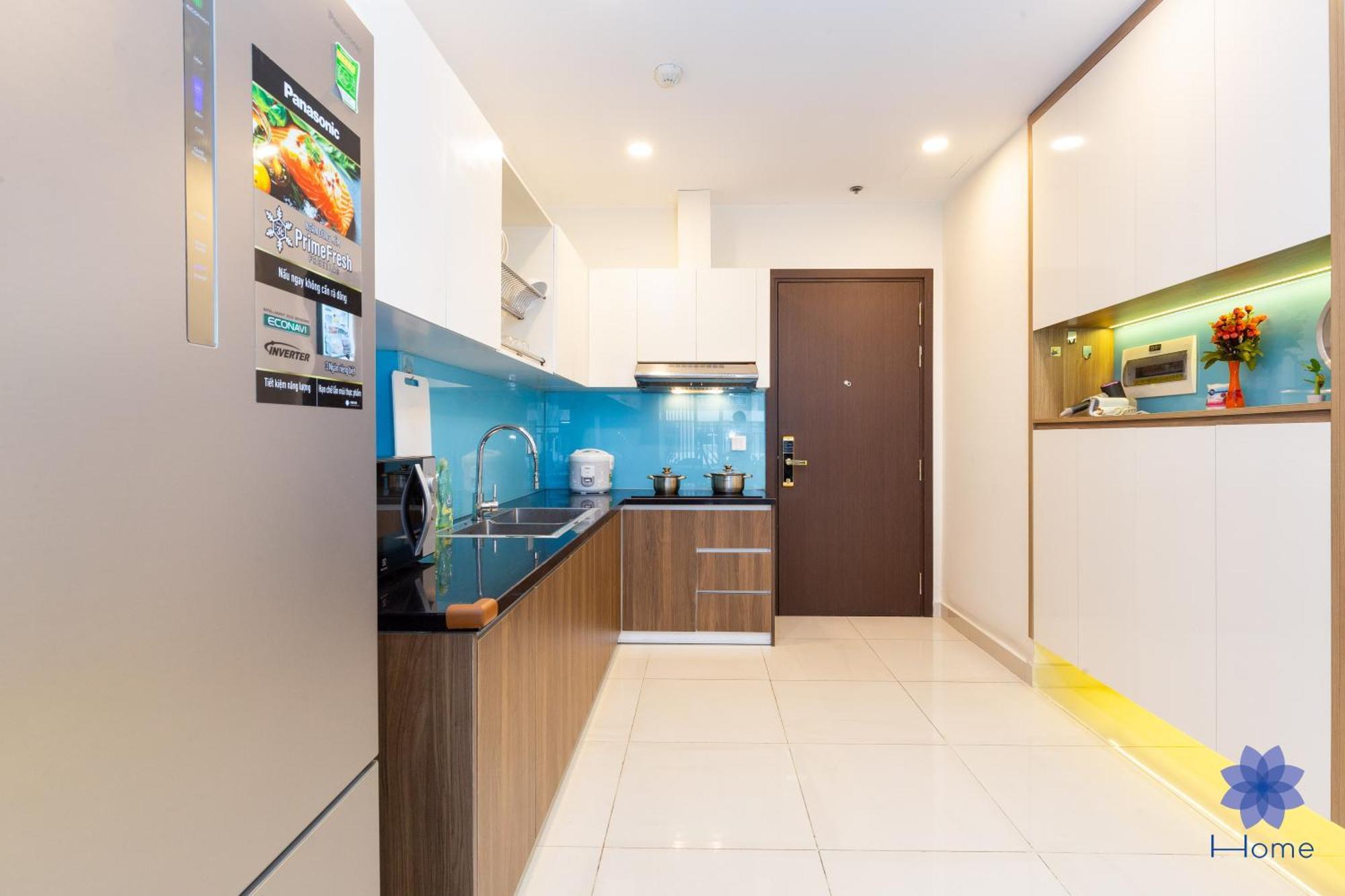 Ihome Furnished With Free Gym & Pool, Airport Pick-up Service * Ho Chi Minh City