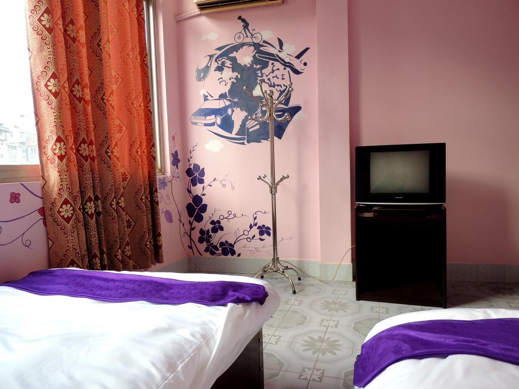 Halong Happy (adults Only) Hostel