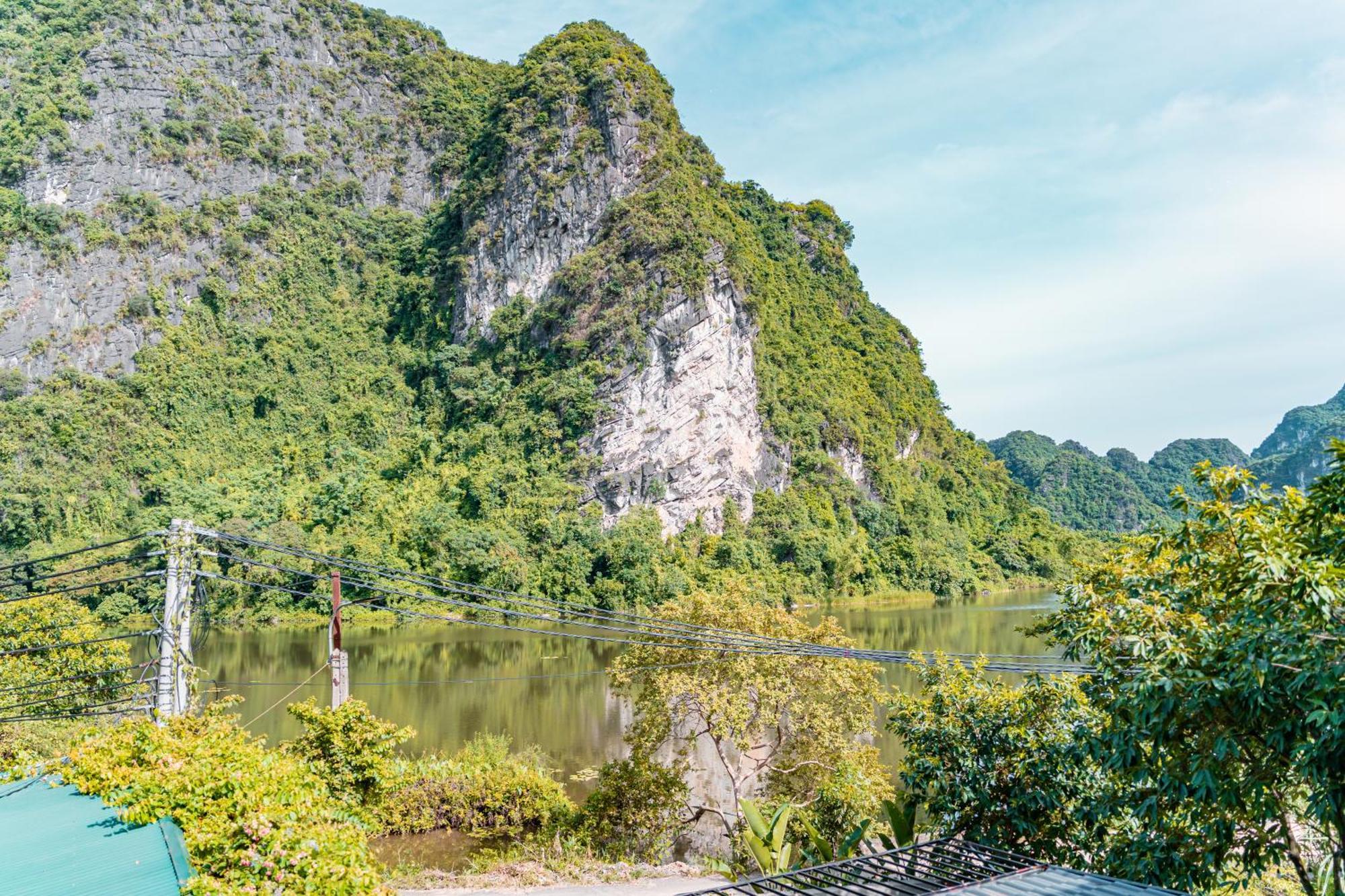 Trang An Freedom Hood