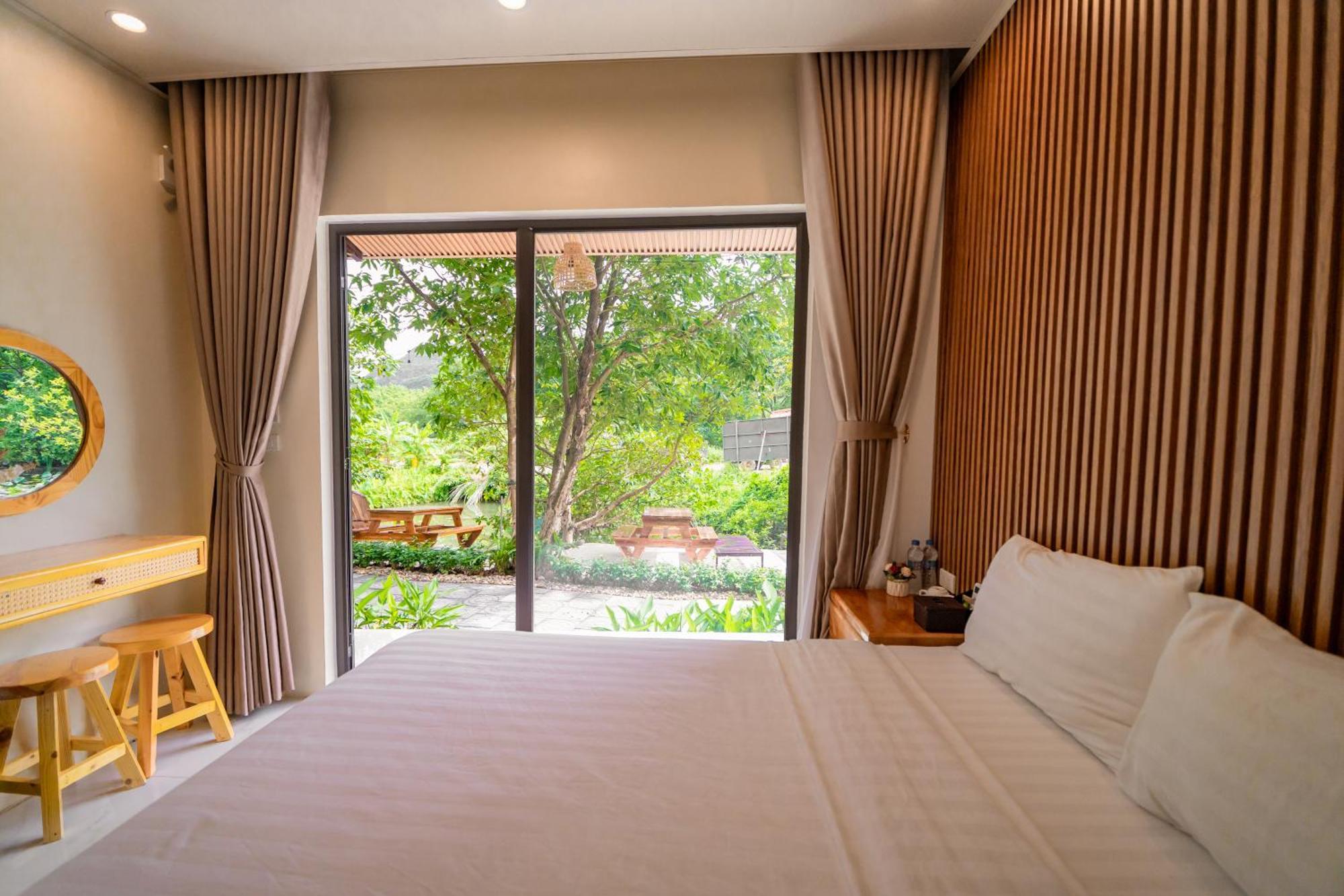 Hostel Trang An Freedom Hood *