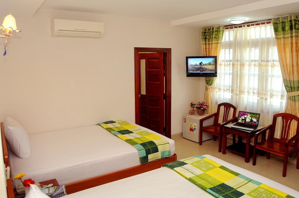 Hotel Nang Bien *