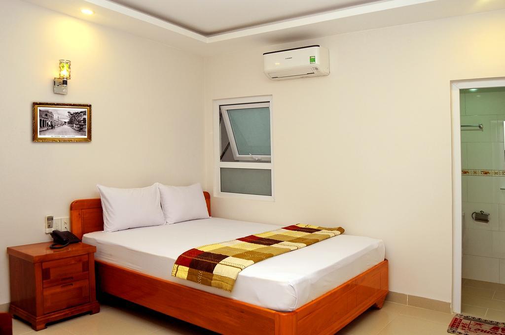 Nang Bien Hotel *