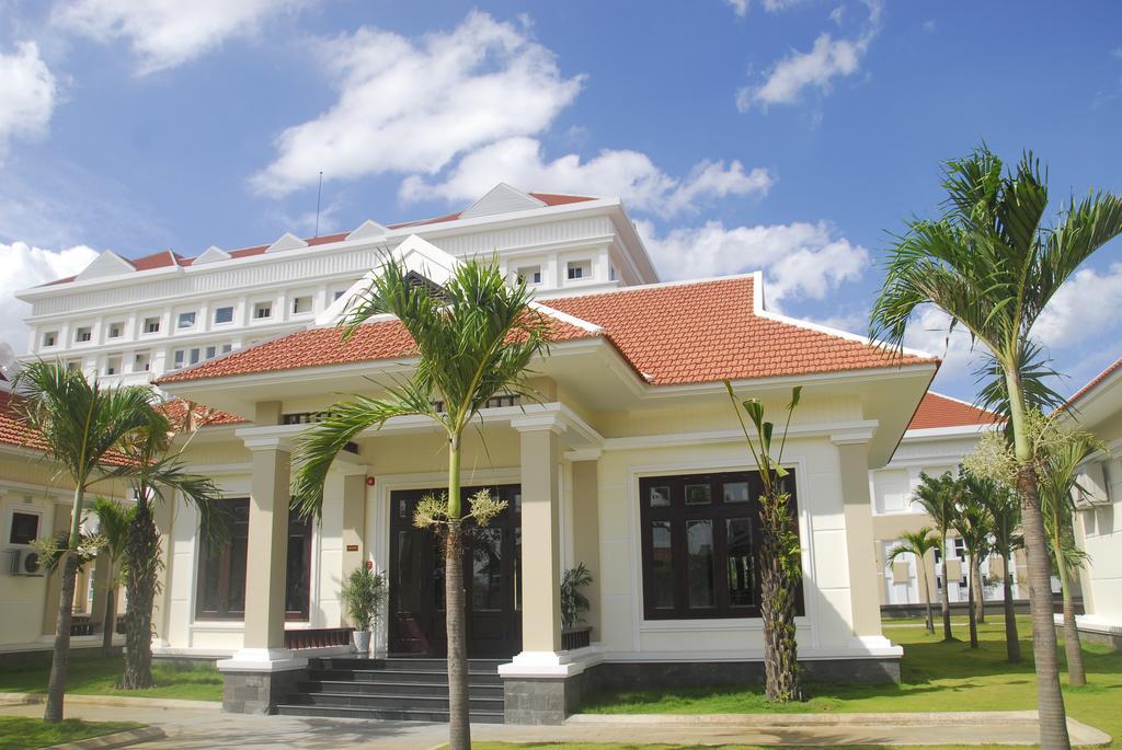 Ban Thach Riverside & Hotel