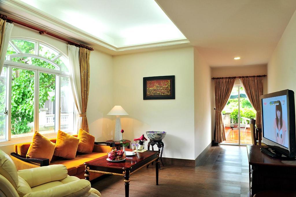 Hotel Royal Halong