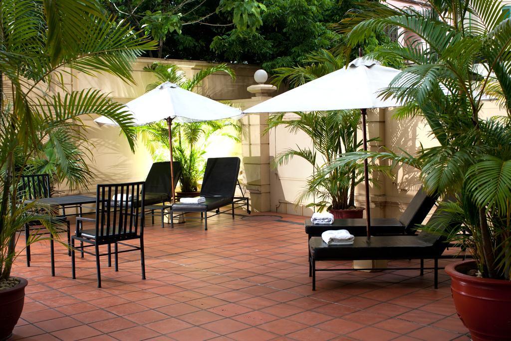 Avani Phong Harbour View 4*