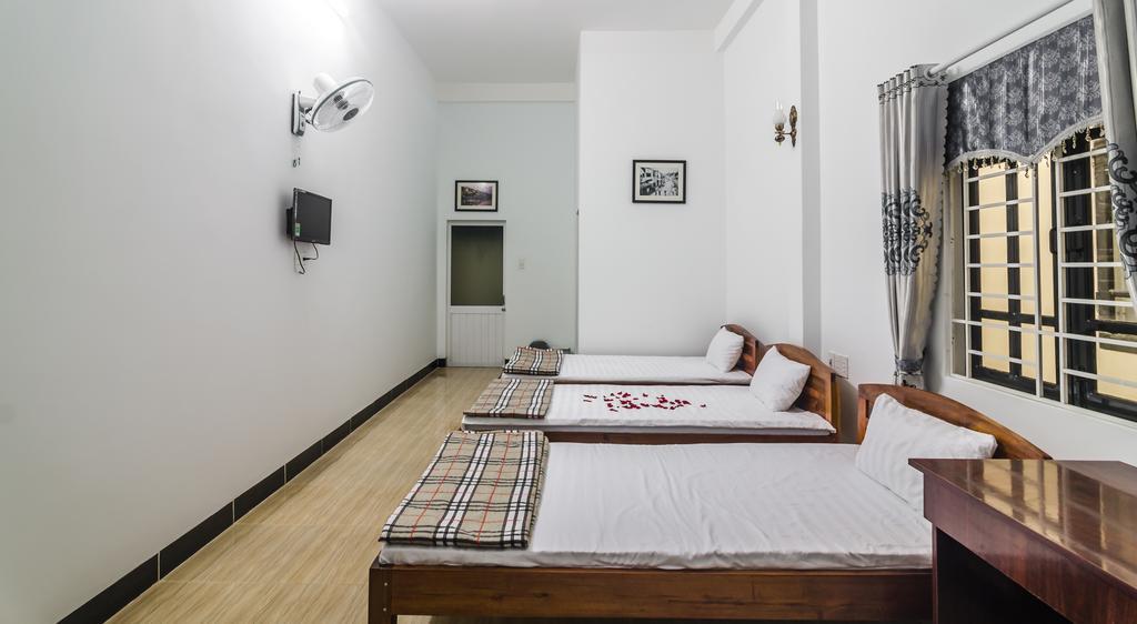 Little Leo Homestay *