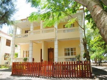 River Ray Estates 3*