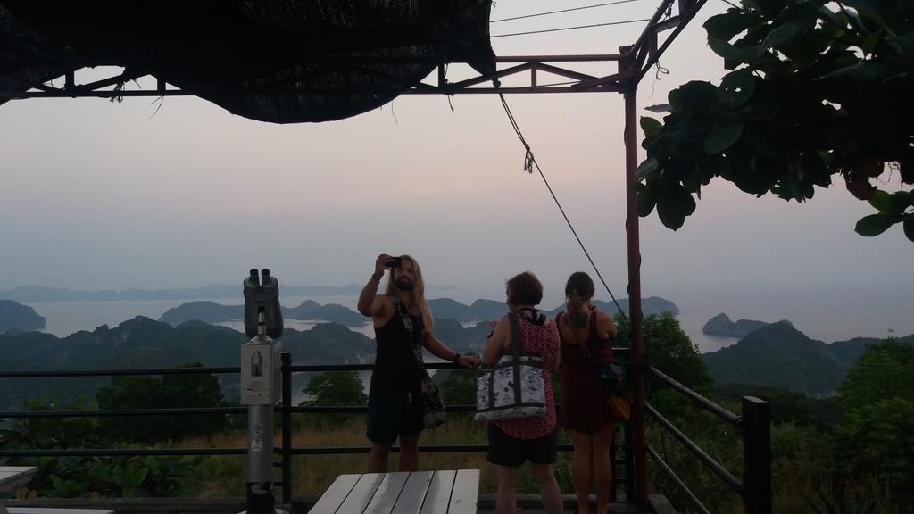Khách sạn Nam Phương *