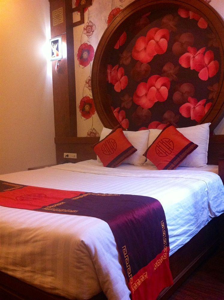 Symphony Hotel