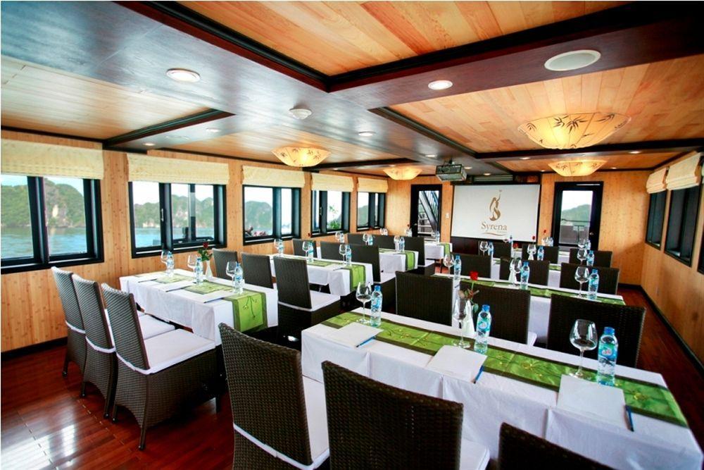 Syrena Cruises  4*