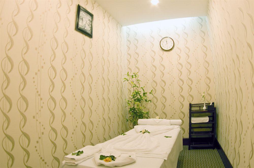 Hotel Aloha Halong Ha Long