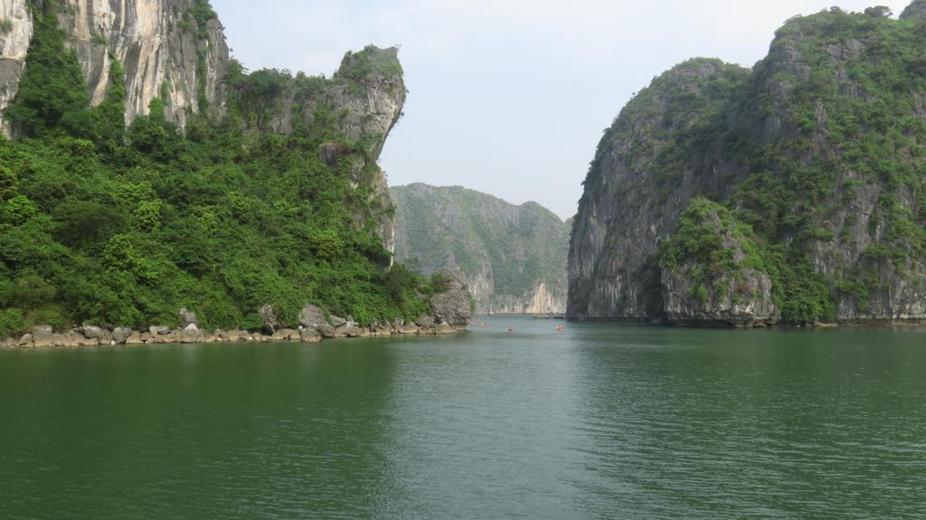 Cat Ba-thao Minh New Star Chan Chau