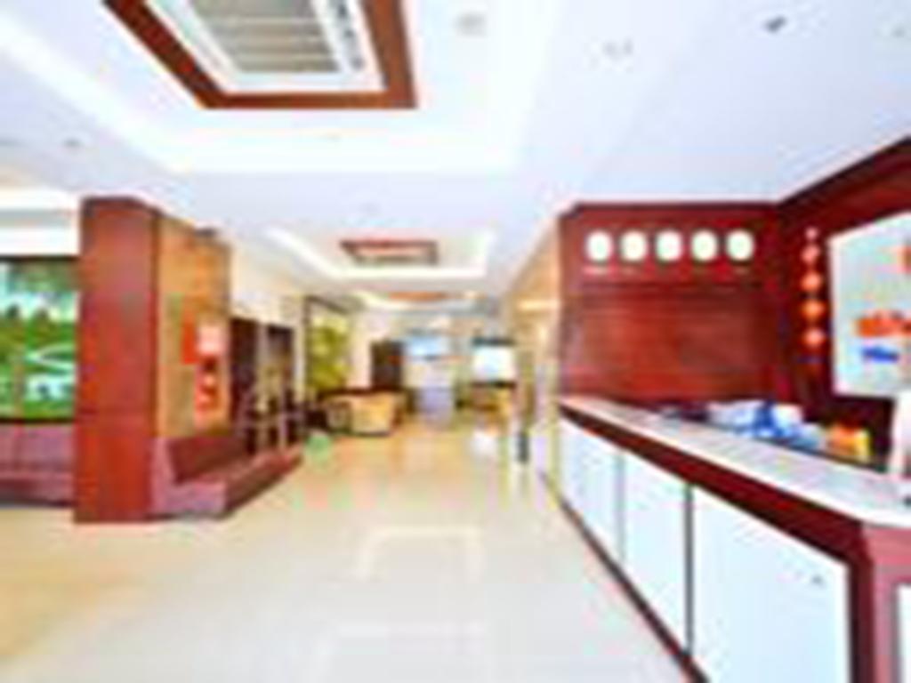 Majestic Hotel 3*