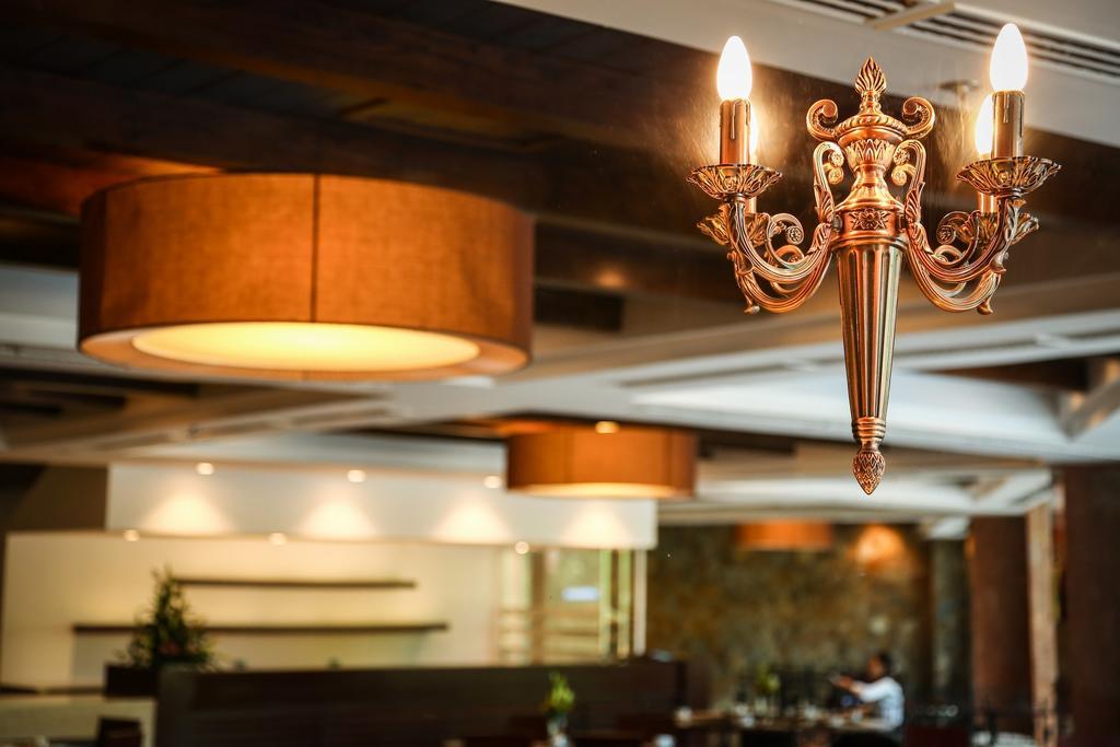 Quân đội - 1a Nguyễn Tri Phương 4* Hà Nội