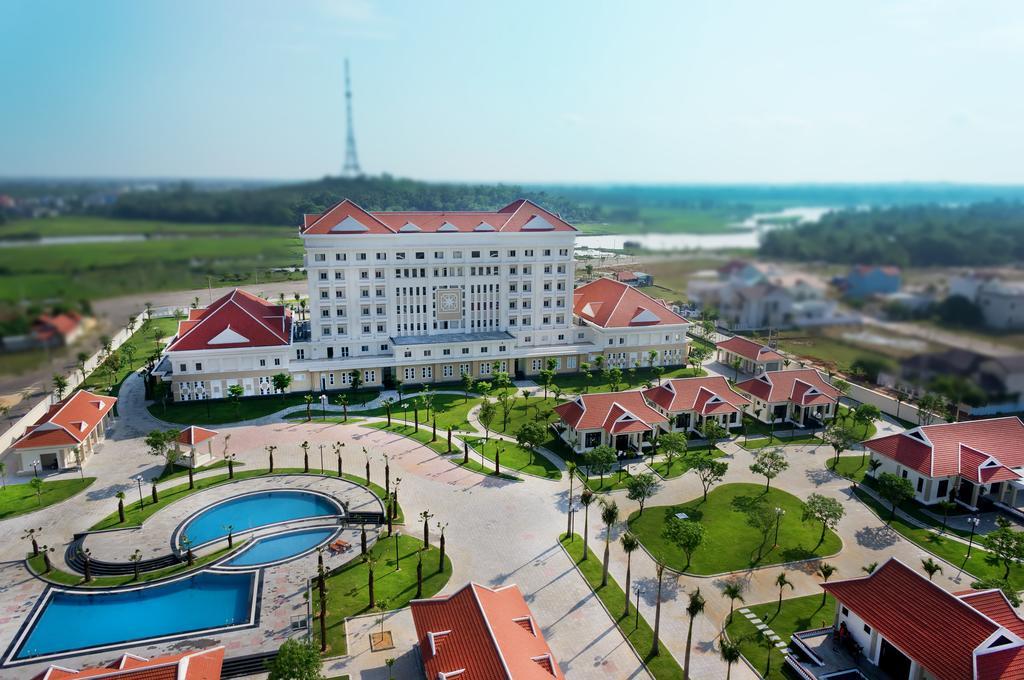 Hotel Ban Thach Riverside &