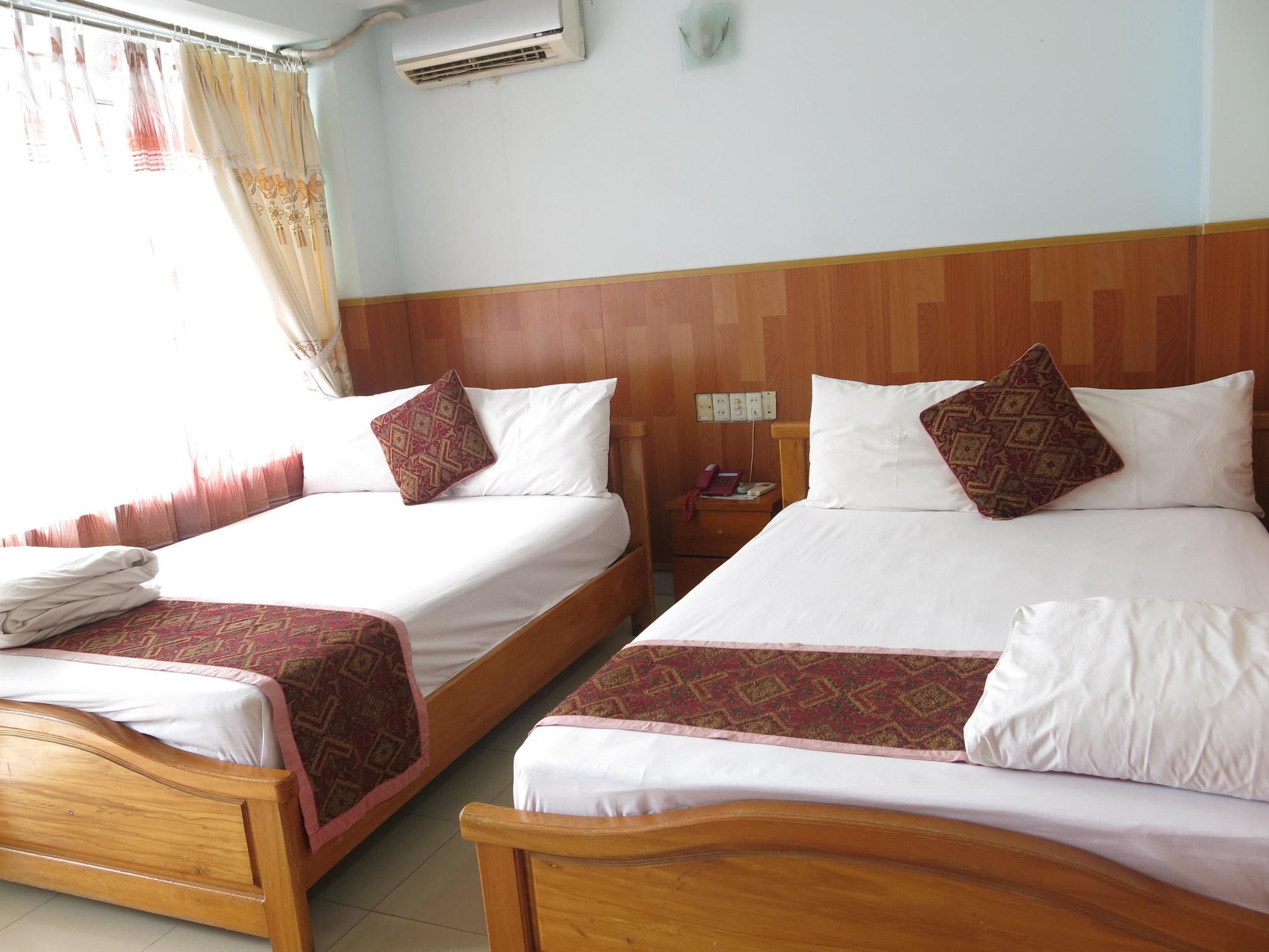 Quang Vinh Hotel