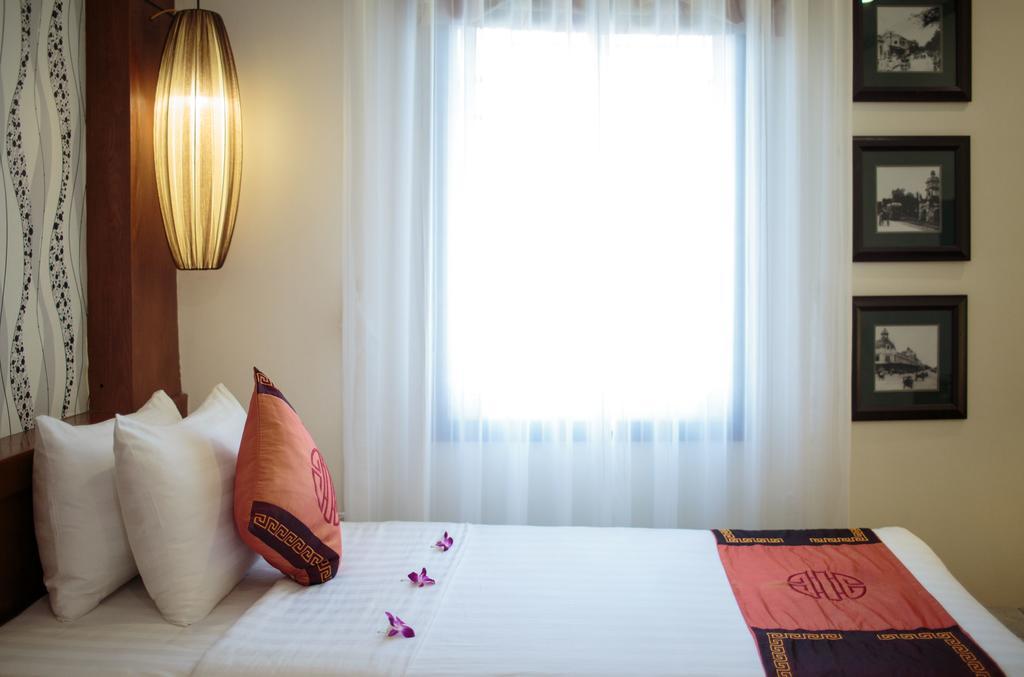 Symphony 3* Hanoi