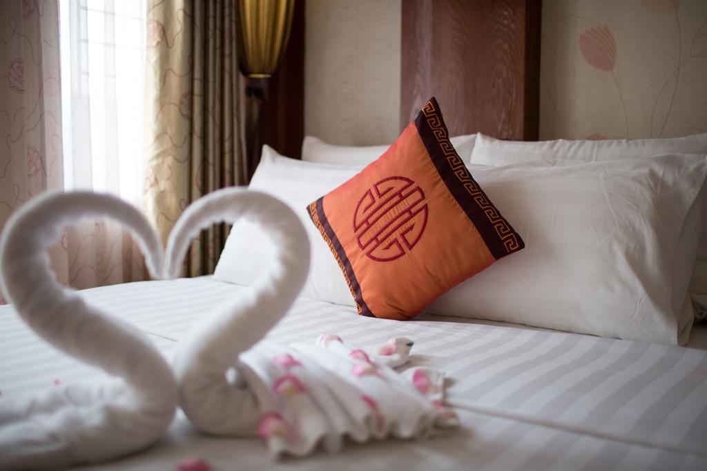 Symphony Hotel 3*