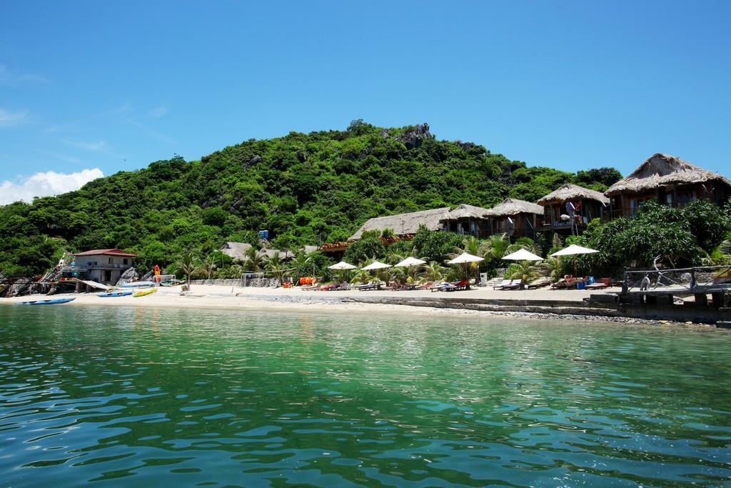 Monkey Island Resort 3*